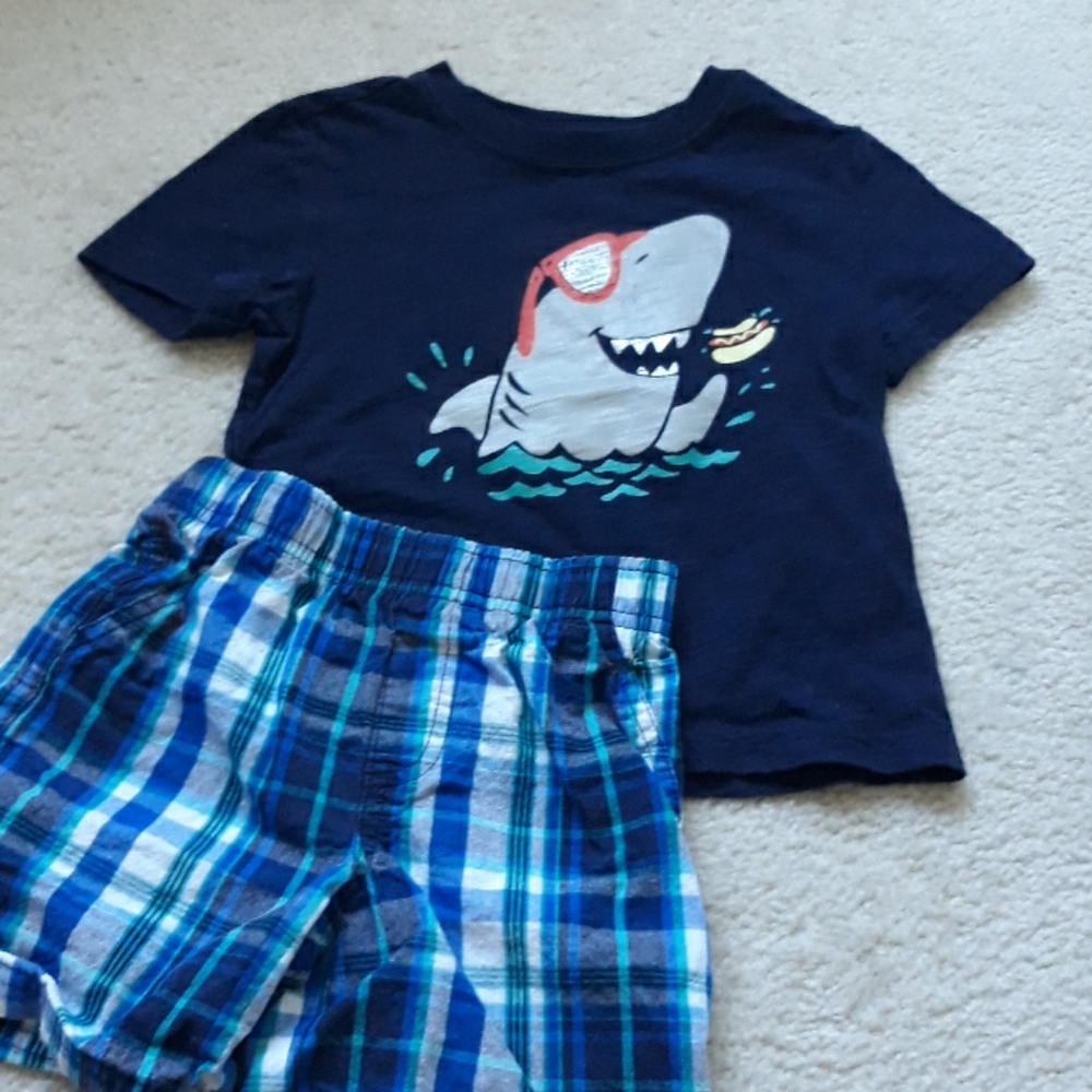 4/$20 Boys Hotdog Shark Outfit